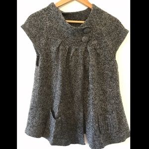 Sleeveless Sweater Vest